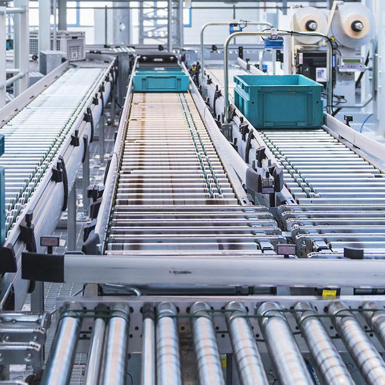 Butterfly conveyor line