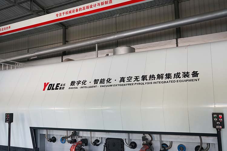 Titanium alloy salt resistant and corrosion-resistant equipment for Philippine oil sludge