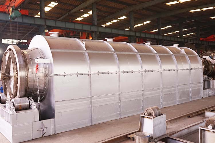 Oil containing sludge treatment equipment adapted to the needs of the Indonesian archipelago